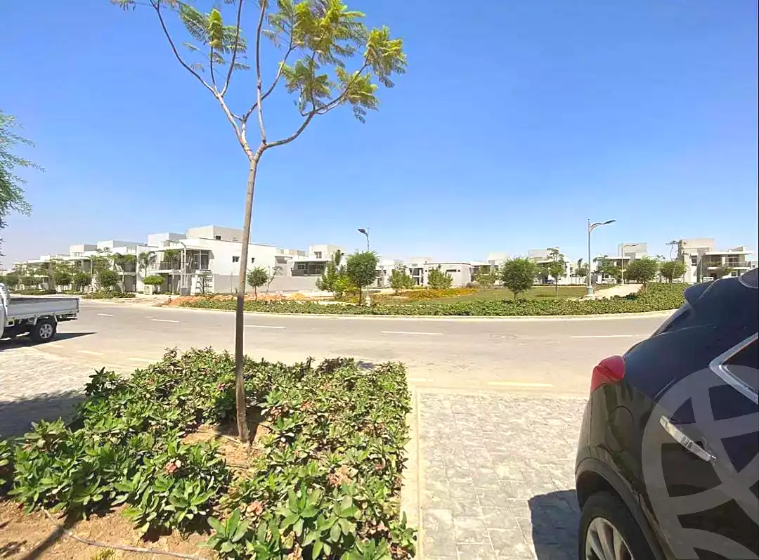 https://aqarmap.com.eg/ar/listing/7289608-for-sale-cairo-new-administrative-capital-r3-lmqsd-almaqsed-villas