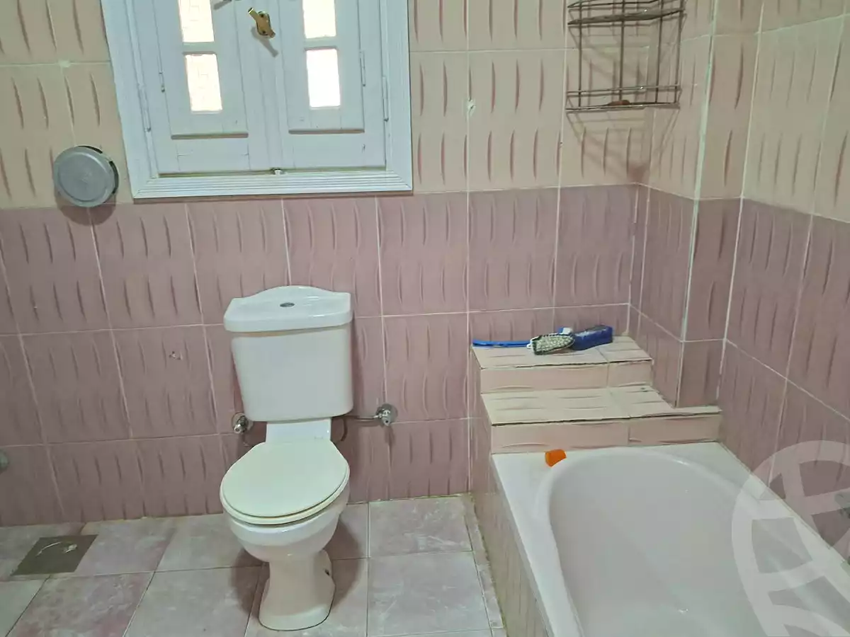 https://aqarmap.com.eg/ar/listing/7289885-for-sale-cairo-6th-of-october-el-ahyaa-neighborhood-3rd-street-7