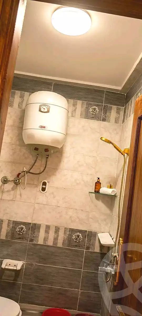 https://aqarmap.com.eg/en/listing/7289890-for-rent-alexandria-al-agamy-el-hanouvel-el-zahraa-city-st
