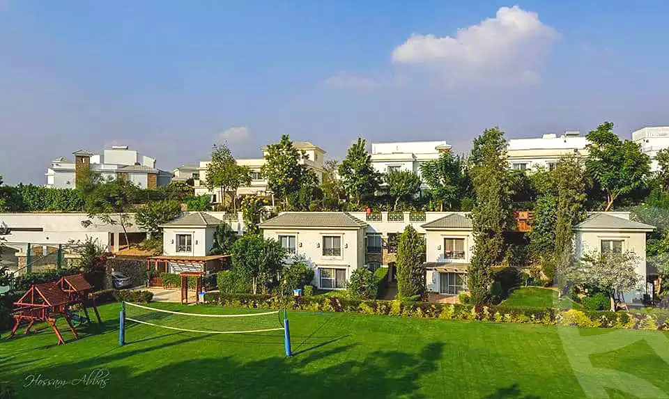 https://aqarmap.com.eg/en/listing/7289874-for-sale-cairo-new-cairo-compounds-mountain-view1-1-compound