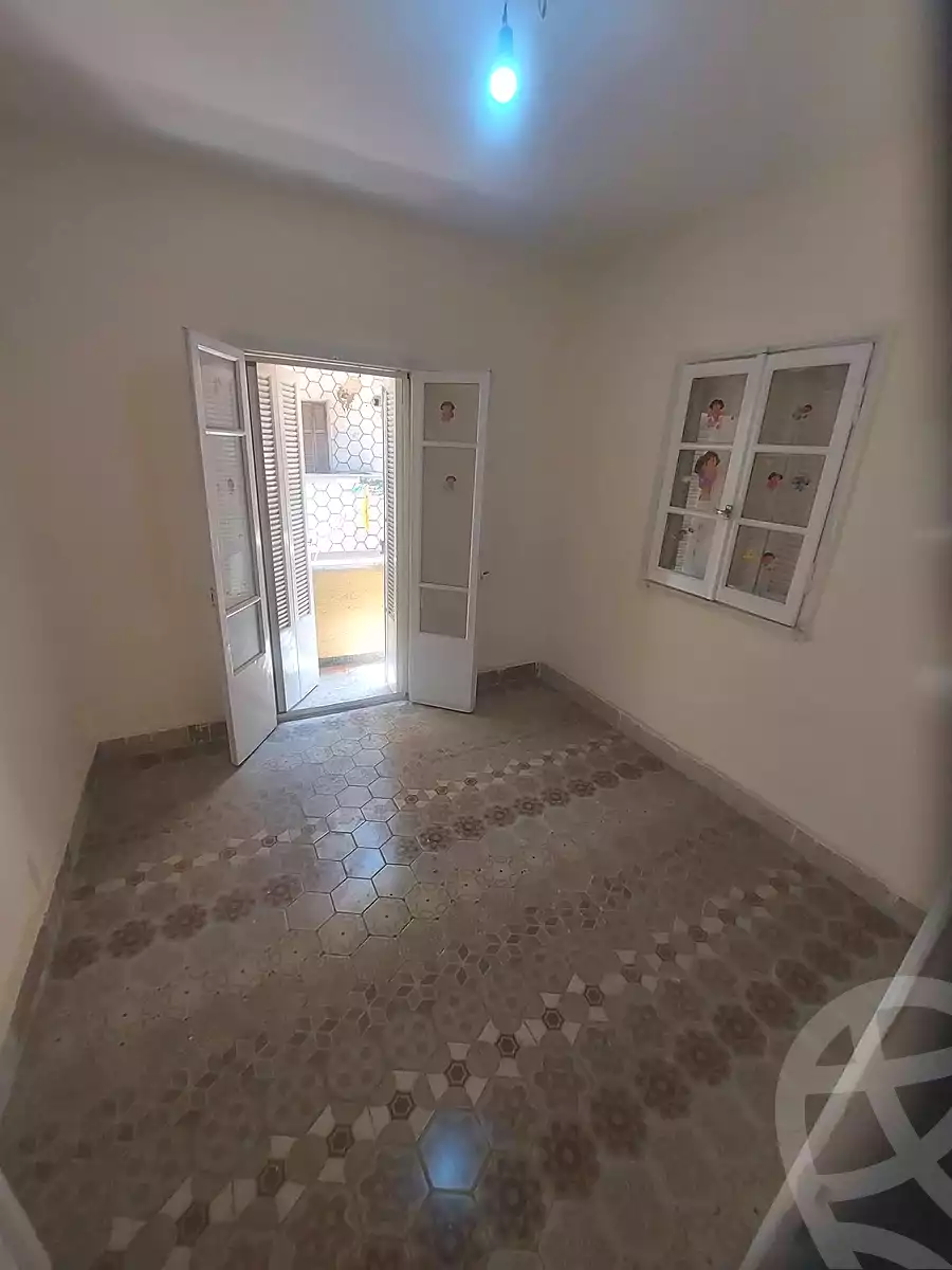 https://aqarmap.com.eg/ar/listing/7289955-for-sale-cairo-helwan-helwan-el-sharkeya-ismael-kamel-st