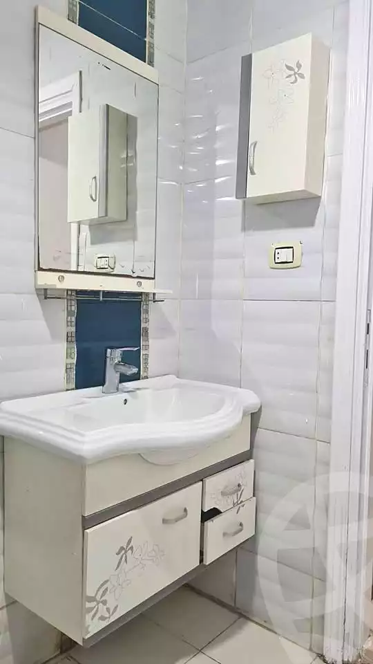 https://aqarmap.com.eg/en/listing/7289967-for-rent-alexandria-sporting-el-geish-road