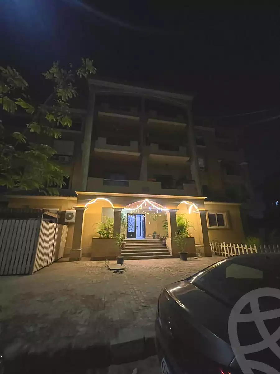 https://aqarmap.com.eg/ar/listing/7290039-for-sale-cairo-el-sheikh-zayed-city-compounds-el-khamayel