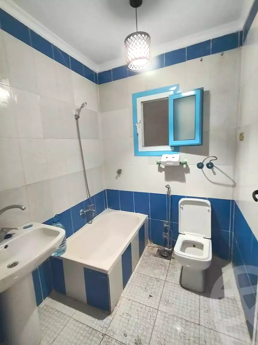 https://aqarmap.com.eg/en/listing/7290316-for-sale-alexandria-sydy-bshr