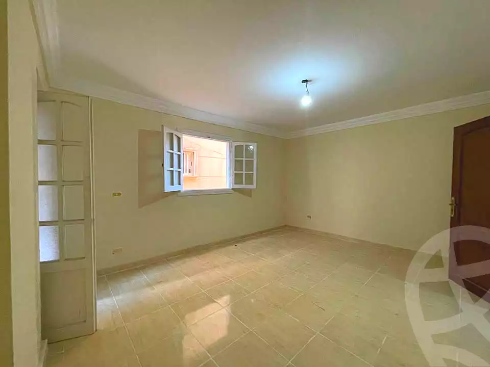https://aqarmap.com.eg/ar/listing/7290459-for-sale-alexandria-ganaklis-shr-mrtdy-bsh