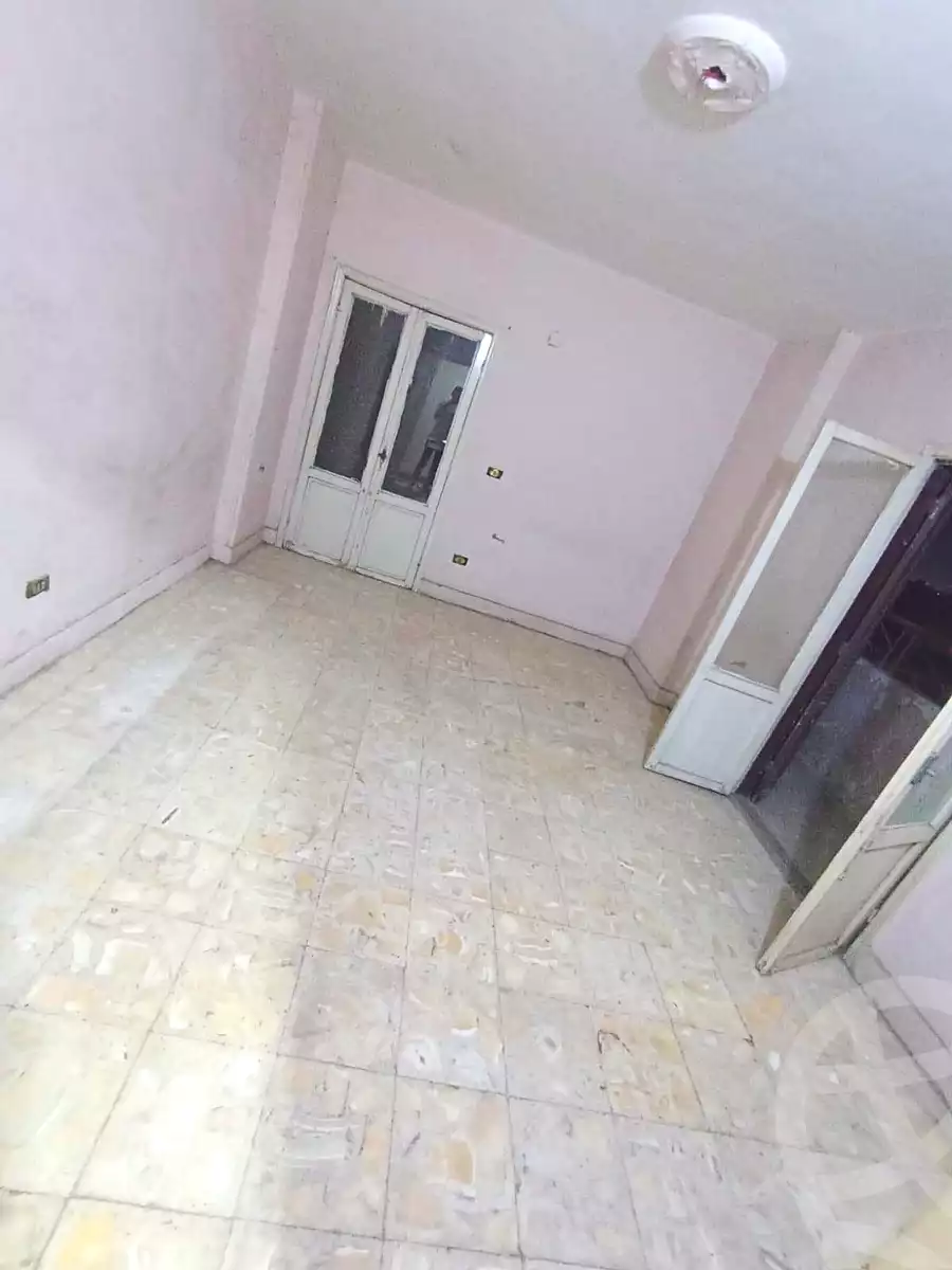 https://aqarmap.com.eg/en/listing/7290482-for-sale-cairo-helwan-mnshy-yn-hlwn-rael-st