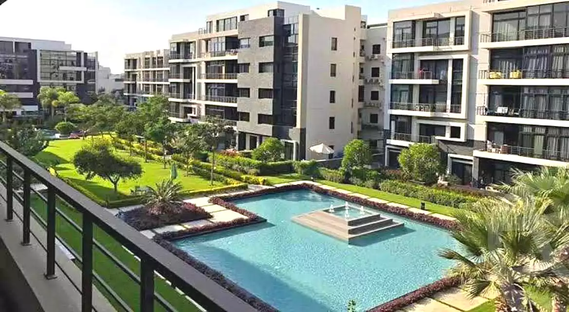 https://aqarmap.com.eg/en/listing/7290627-for-sale-cairo-new-cairo-compounds-the-view-waterway