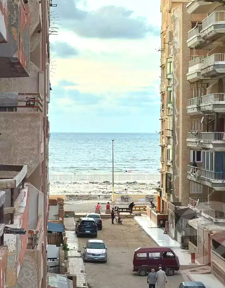 https://aqarmap.com.eg/ar/listing/7291040-for-sale-alexandria-al-agamy-shataa-el-nakheel