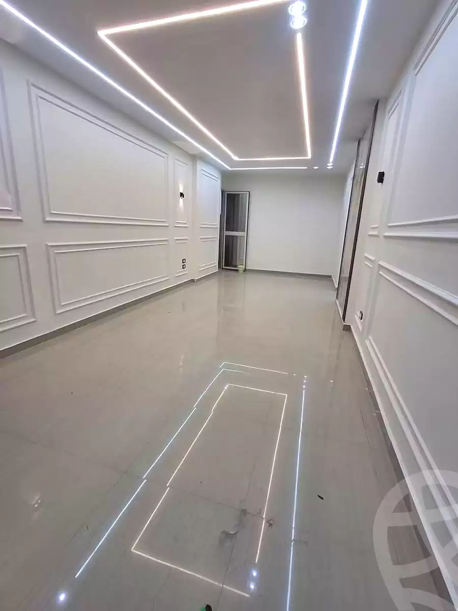 https://aqarmap.com.eg/ar/listing/7291852-for-sale-alexandria-el-asafra-shr-45