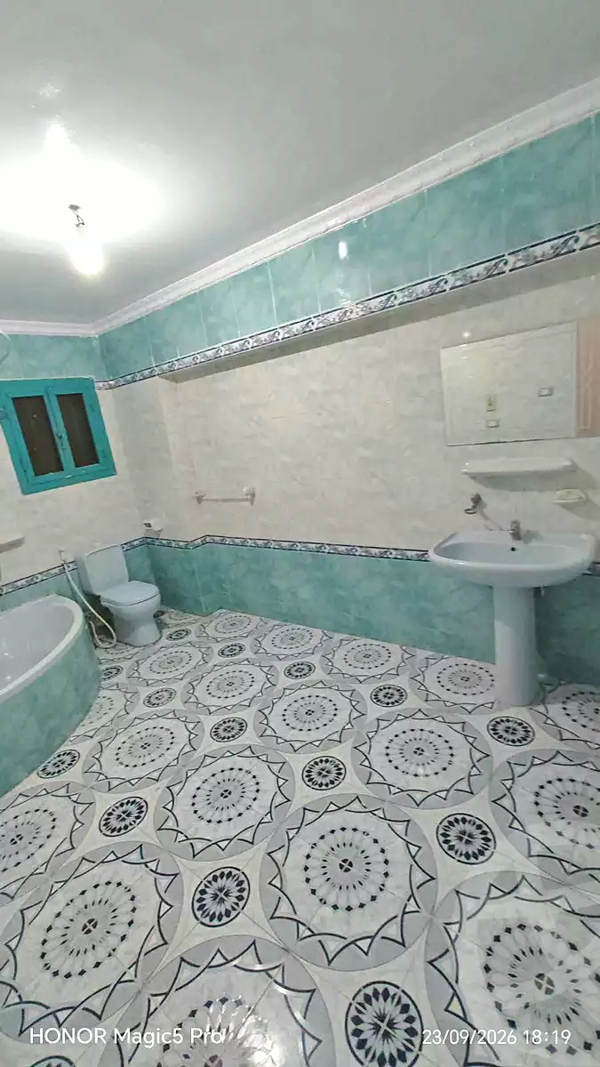 https://aqarmap.com.eg/ar/listing/7291988-for-sale-cairo-helwan-helwan-el-sharkeya-khesro-basha-st
