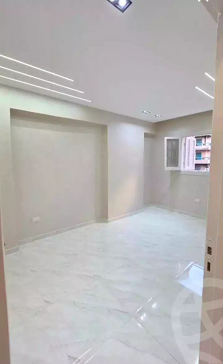 https://aqarmap.com.eg/ar/listing/7291983-for-sale-alexandria-el-mandara