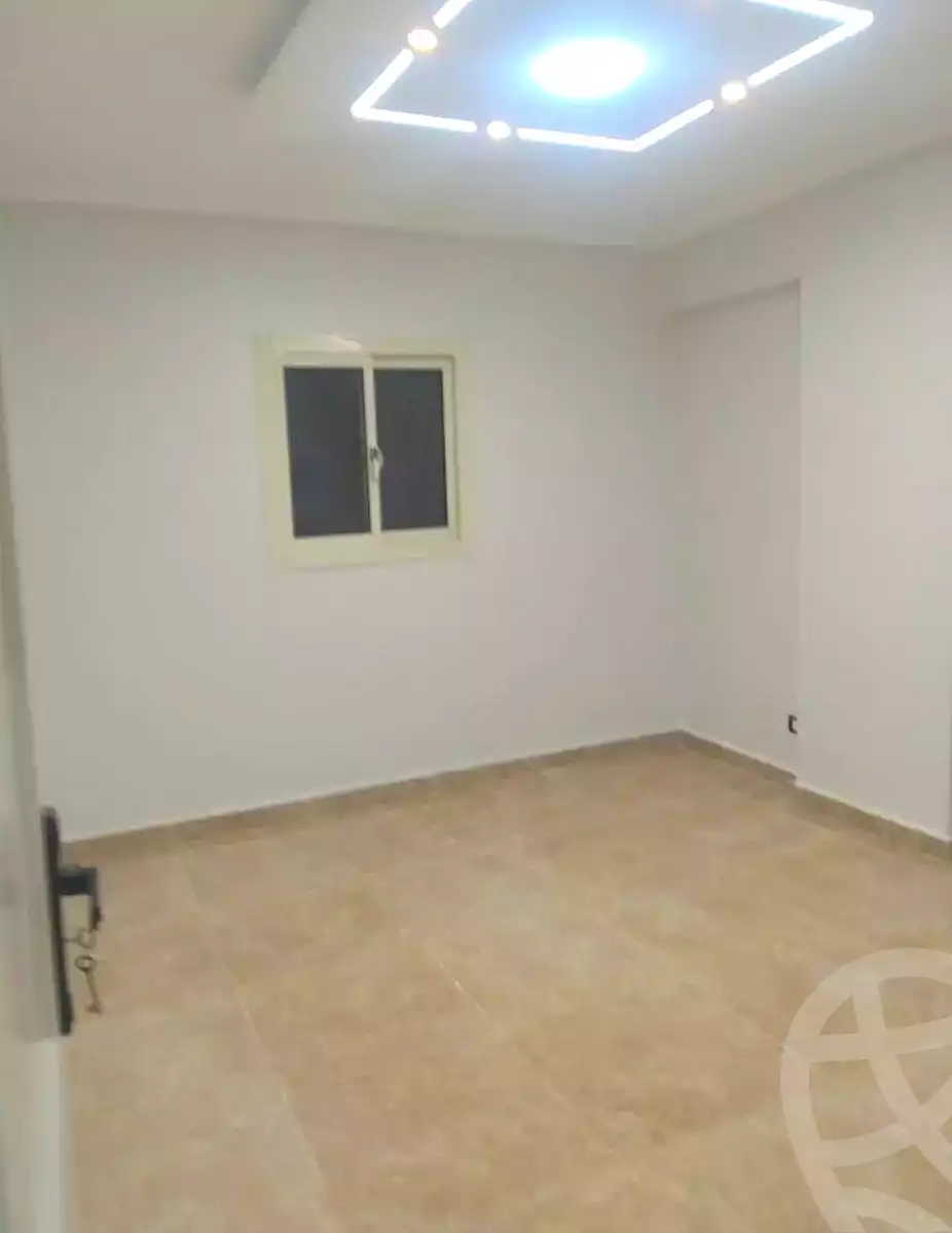 https://aqarmap.com.eg/ar/listing/7292180-for-sale-alexandria-al-agamy-el-hanouvel-radwan-st