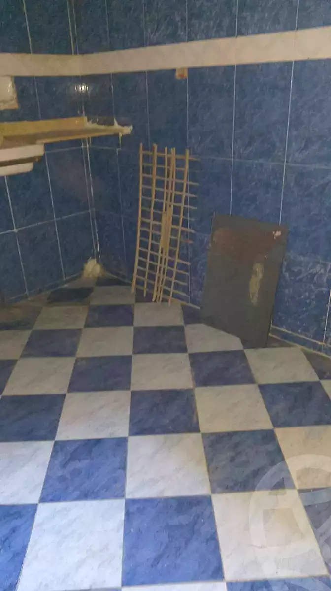 https://aqarmap.com.eg/en/listing/7292314-for-sale-alexandria-al-agamy-el-daresa-st