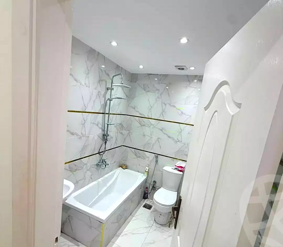 https://aqarmap.com.eg/en/listing/7292477-for-sale-alexandria-lsywf-city-light-compound