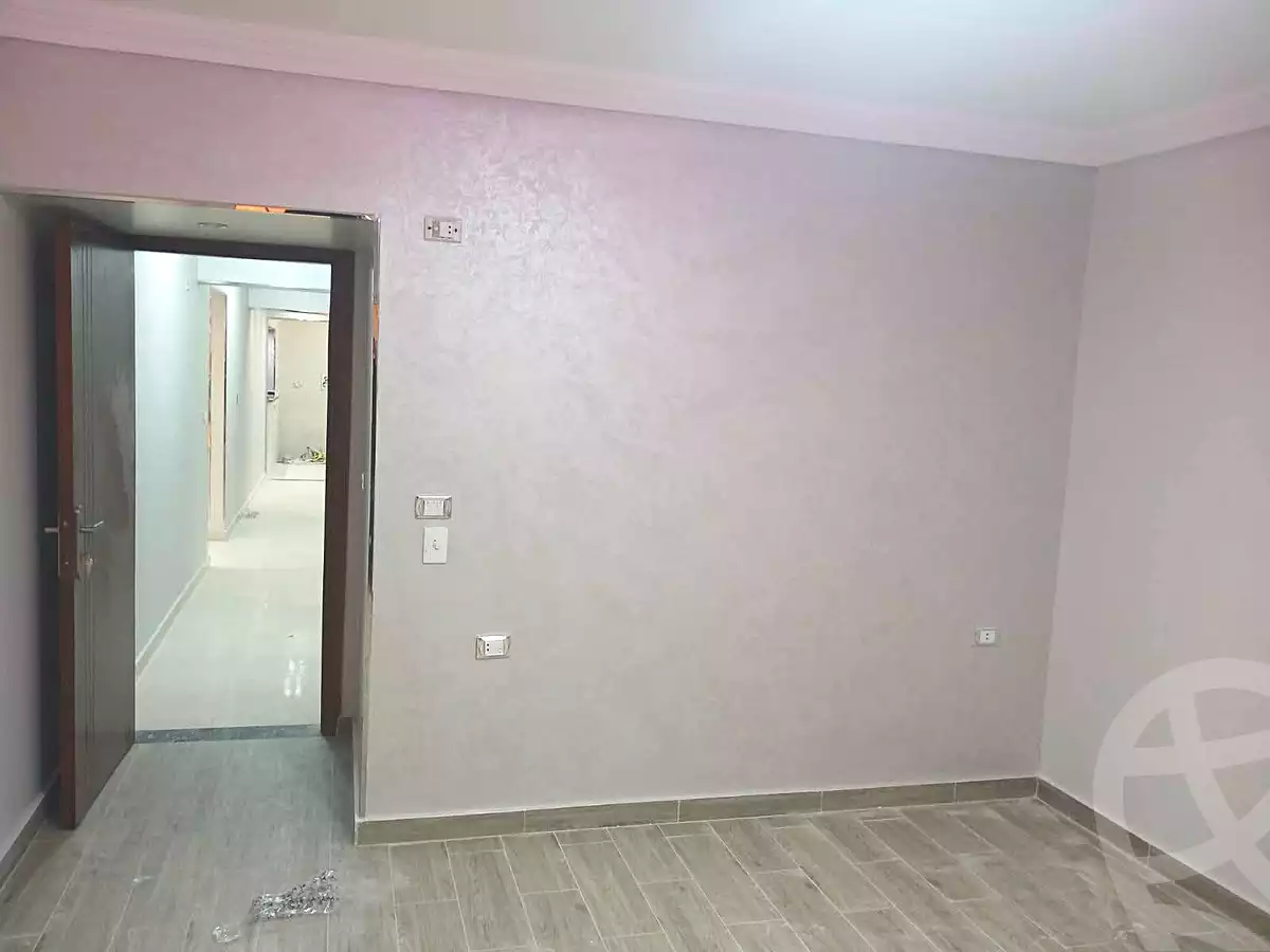 https://aqarmap.com.eg/ar/listing/7292545-for-sale-cairo-helwan-mostafa-fahmy-st