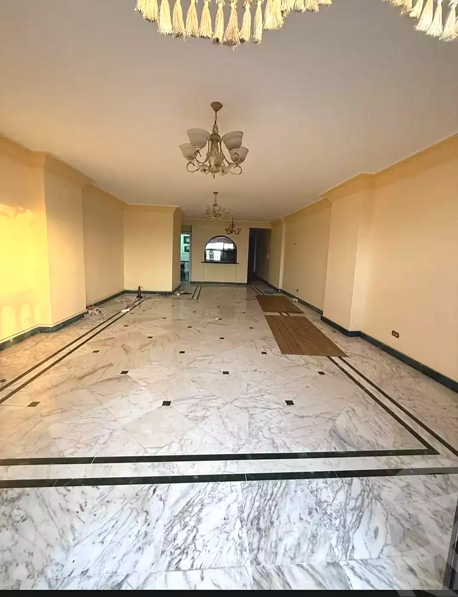 https://aqarmap.com.eg/ar/listing/7292575-for-sale-alexandria-sydy-bshr-tryq-ljysh