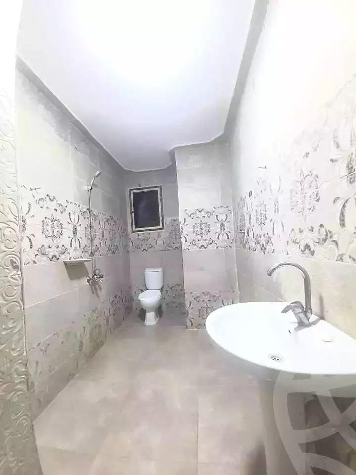 https://aqarmap.com.eg/ar/listing/7292604-for-sale-alexandria-al-agamy-lbytsh-shahr-al-assal-st