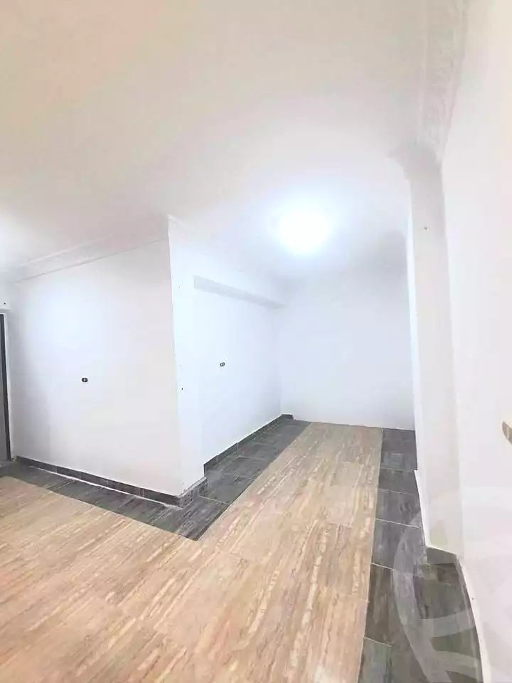 https://aqarmap.com.eg/ar/listing/7292604-for-sale-alexandria-al-agamy-lbytsh-shahr-al-assal-st