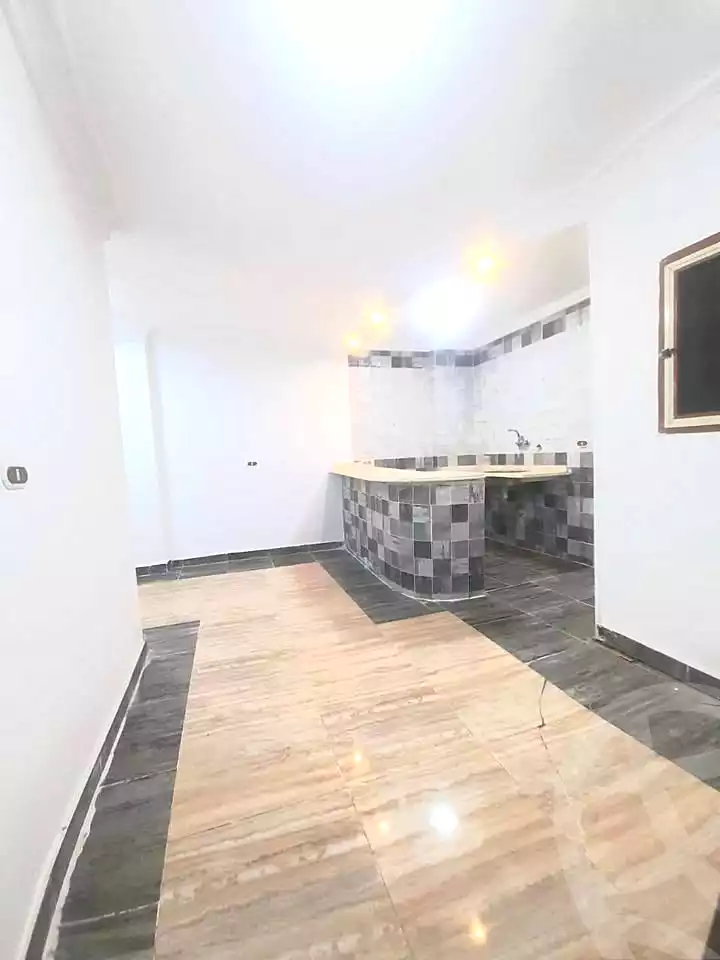 https://aqarmap.com.eg/ar/listing/7292604-for-sale-alexandria-al-agamy-lbytsh-shahr-al-assal-st