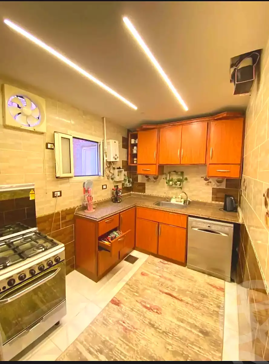 https://aqarmap.com.eg/ar/listing/7292685-for-sale-alexandria-al-agamy-lbytsh-qased-kareem-st
