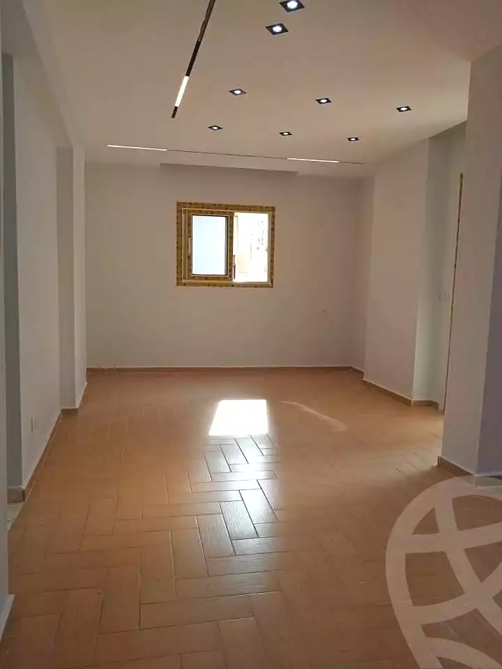 https://aqarmap.com.eg/ar/listing/7292729-for-sale-alexandria-sydy-bshr-sydy-bshr-bhry-gamal-abd-el-nasir-st
