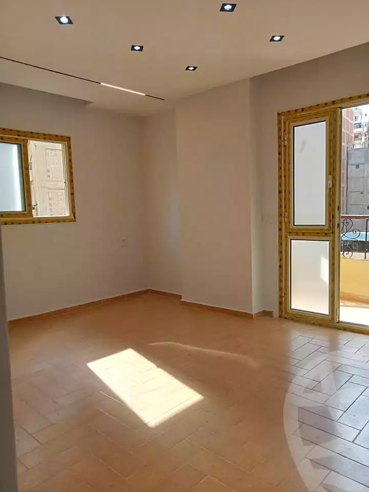 https://aqarmap.com.eg/ar/listing/7292729-for-sale-alexandria-sydy-bshr-sydy-bshr-bhry-gamal-abd-el-nasir-st