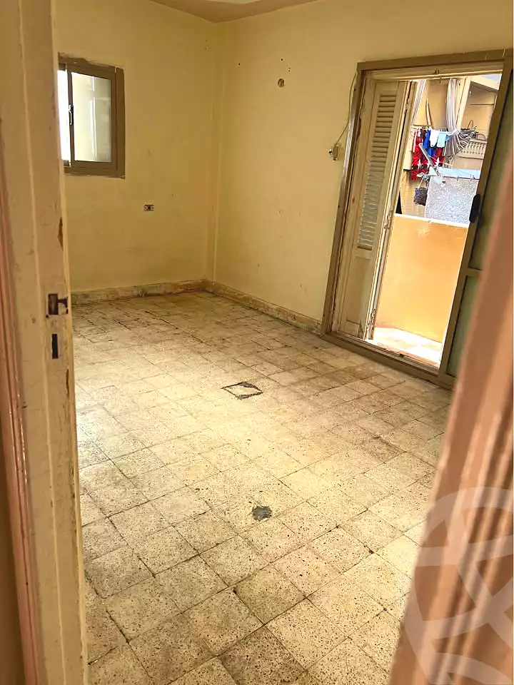https://aqarmap.com.eg/ar/listing/7292899-for-sale-alexandria-al-agamy-el-hanouvel