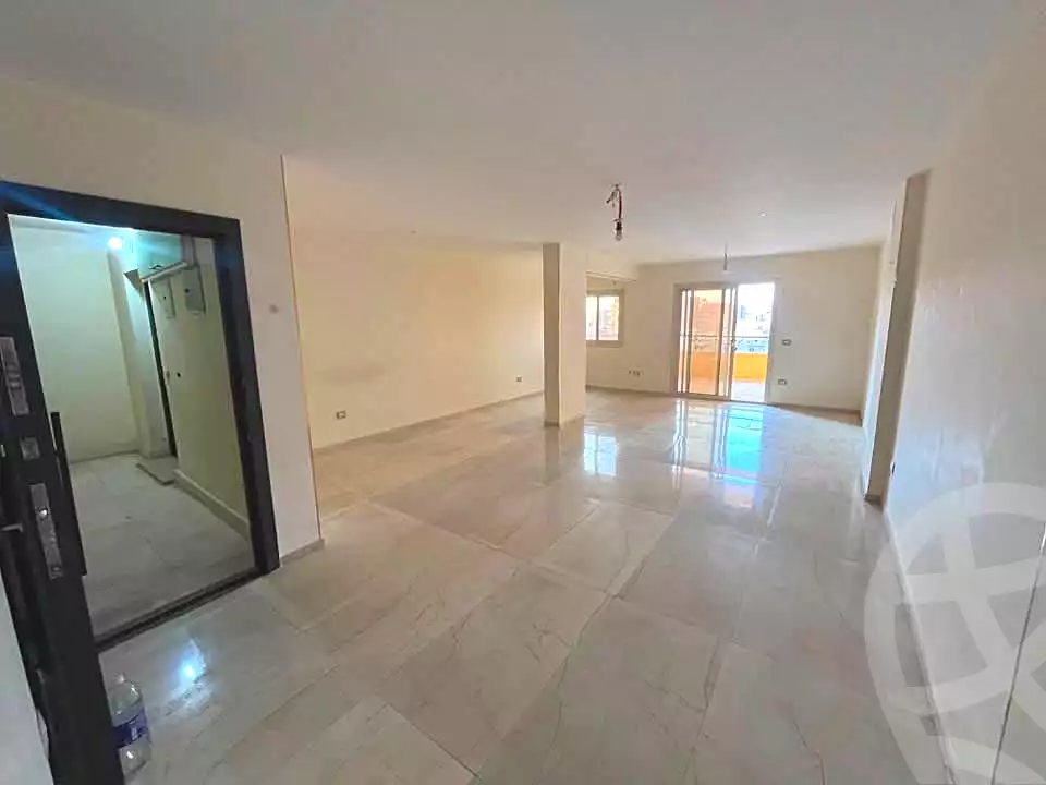 https://aqarmap.com.eg/ar/listing/7292991-for-sale-cairo-ain-shams-6-october-st