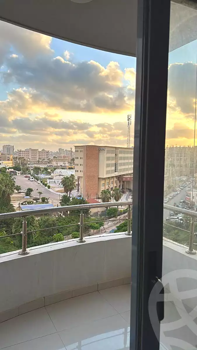 https://aqarmap.com.eg/ar/listing/7293080-for-rent-alexandria-camp-cesar-ahmed-kamha-st