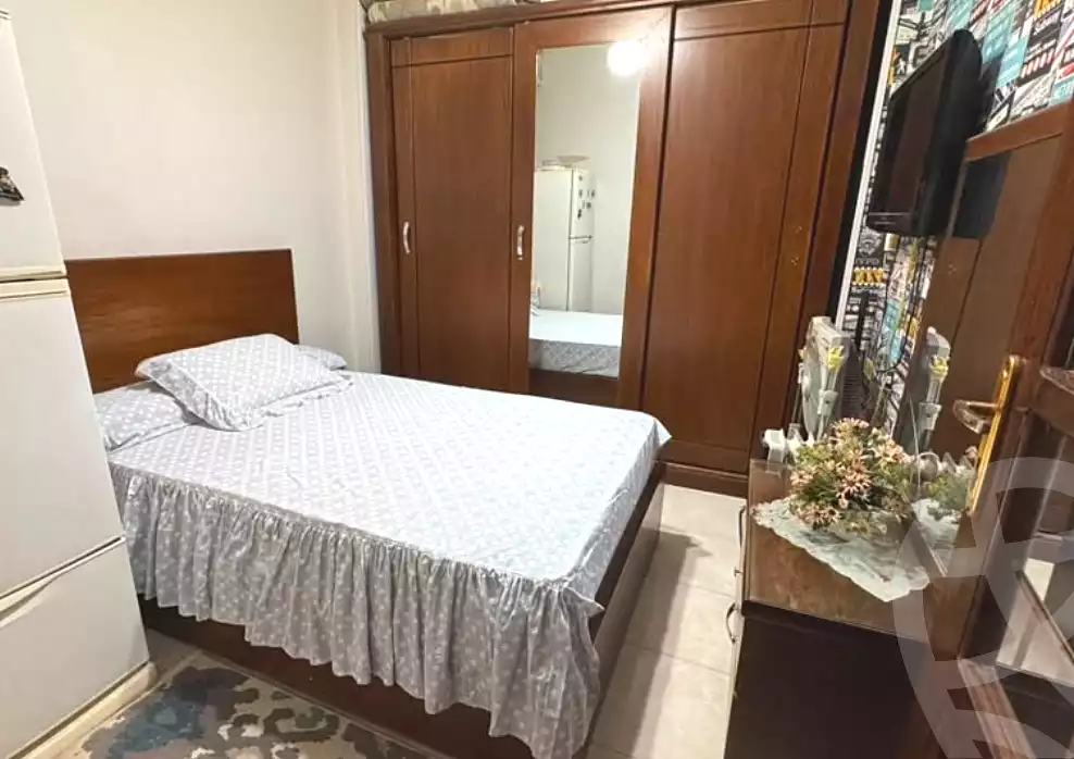 https://aqarmap.com.eg/en/listing/7293377-for-sale-cairo-el-haram-el-lebeny-soltan-khattab-st