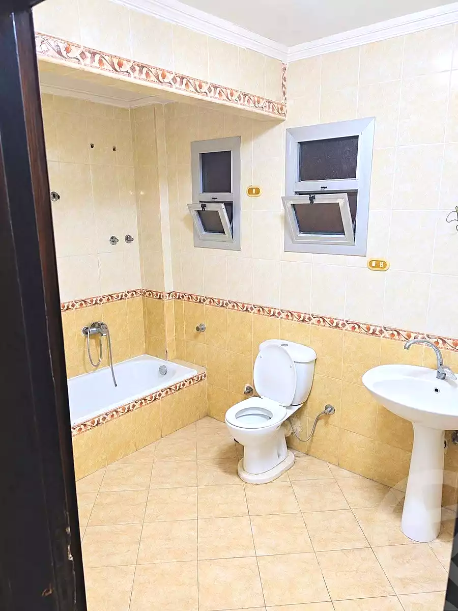 https://aqarmap.com.eg/ar/listing/7293458-for-sale-cairo-ain-shams-ain-shams-el-sharkia-ain-shams-st