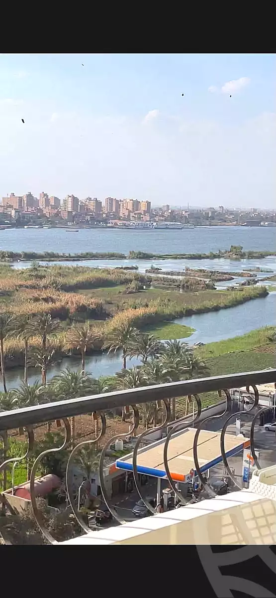 https://aqarmap.com.eg/ar/listing/7293510-for-sale-cairo-helwan-hadayek-helwan-nile-corniche-st