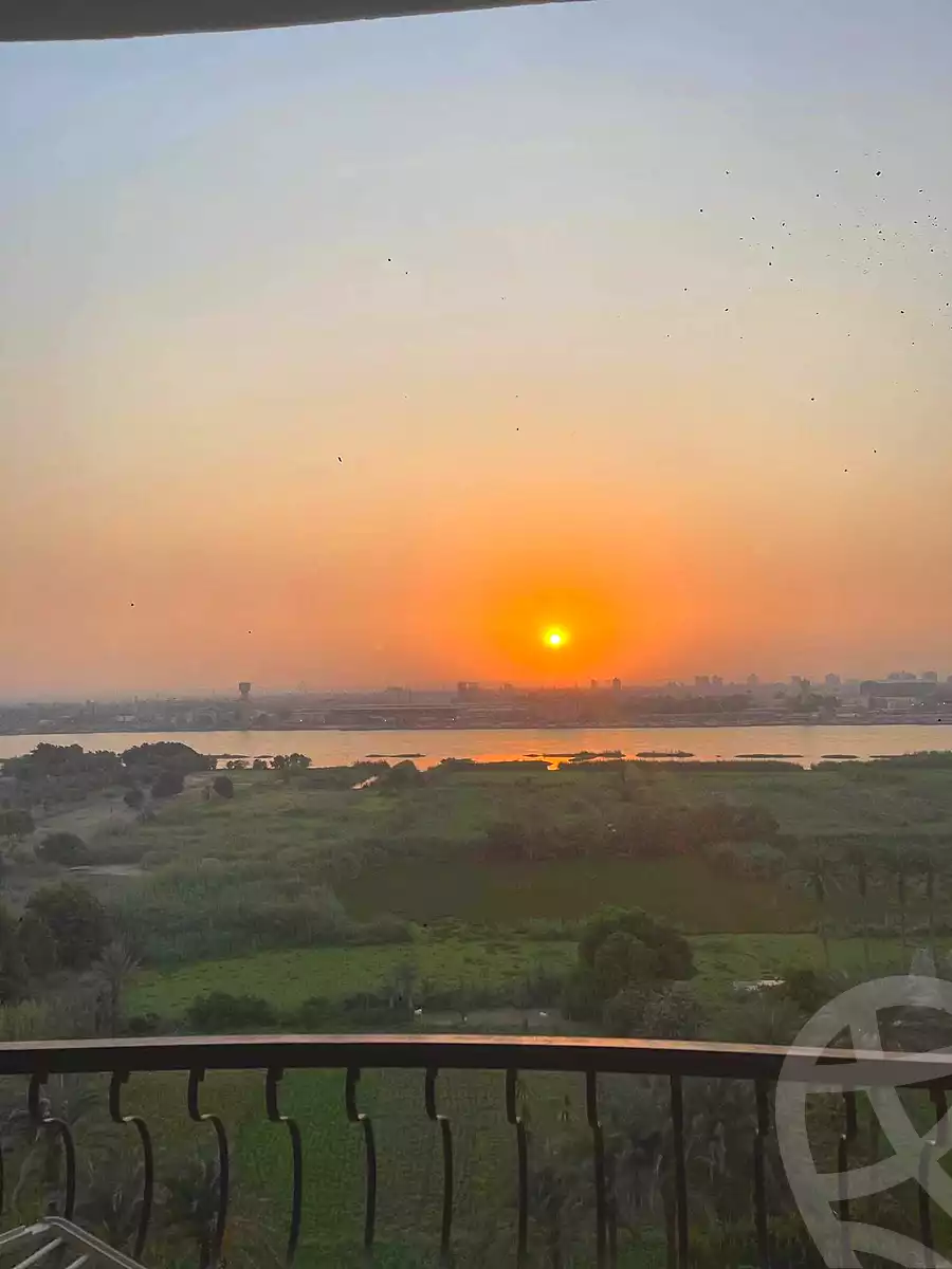 https://aqarmap.com.eg/ar/listing/7293510-for-sale-cairo-helwan-hadayek-helwan-nile-corniche-st