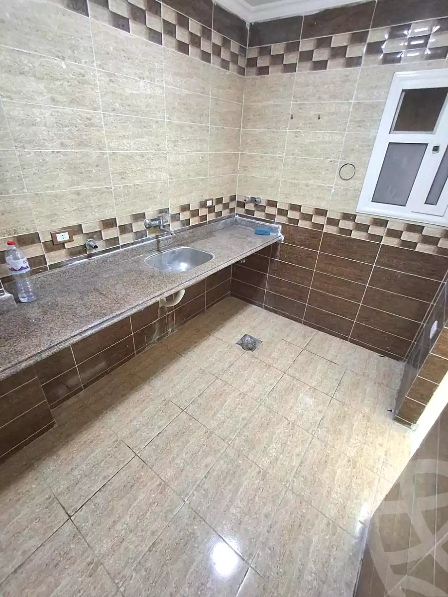 https://aqarmap.com.eg/ar/listing/7293751-for-sale-alexandria-el-asafra-shr-45