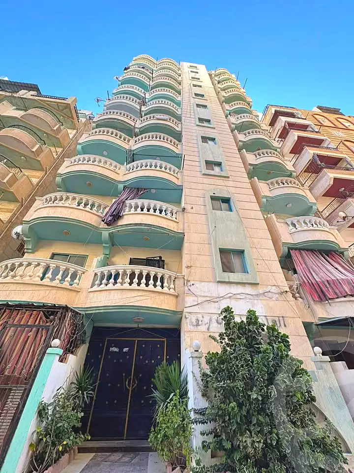 https://aqarmap.com.eg/ar/listing/7293777-for-sale-alexandria-al-agamy-shataa-el-nakheel