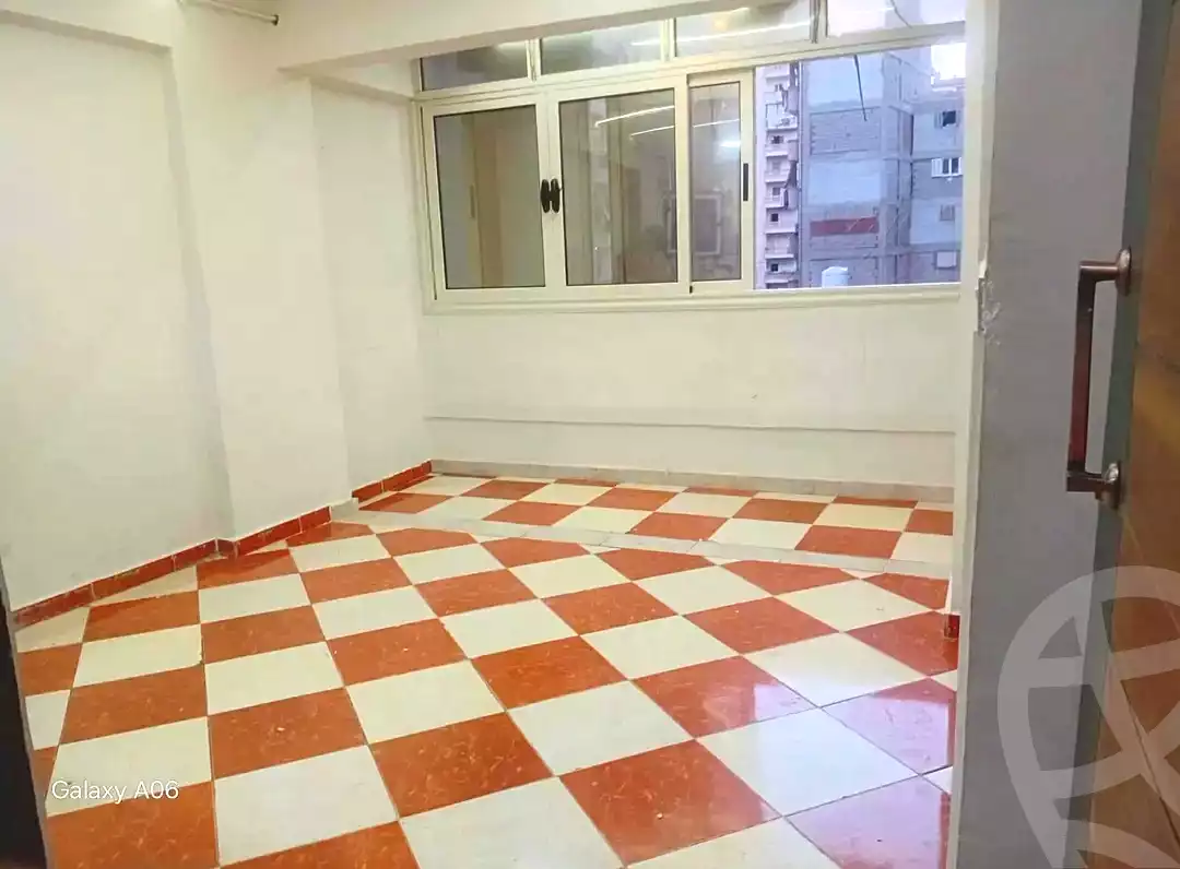https://aqarmap.com.eg/ar/listing/7293894-for-sale-alexandria-sydy-bshr-sydy-bshr-bhry-shr-mhmd-njyb