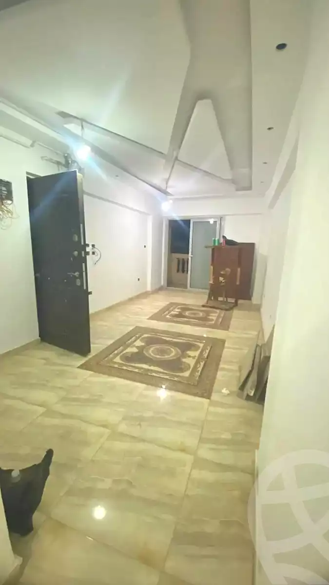 https://aqarmap.com.eg/ar/listing/7293924-for-sale-alexandria-el-asafra-shr-45