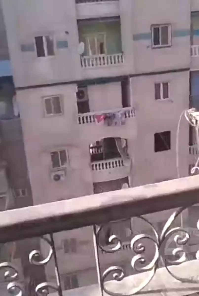 https://aqarmap.com.eg/ar/listing/7293923-for-sale-cairo-ain-shams-ain-shams-el-sharkia-el-zahraa-st
