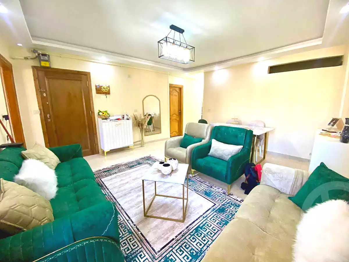 https://aqarmap.com.eg/ar/listing/7294087-for-sale-alexandria-al-agamy-el-hanouvel-el-kholafaa-el-rashdeen-st