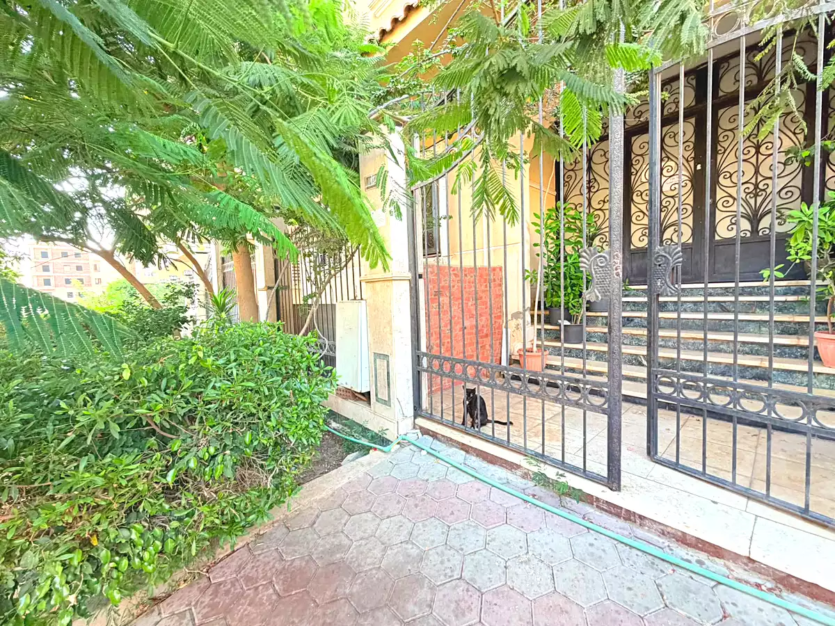 https://aqarmap.com.eg/ar/listing/7294133-for-sale-cairo-new-cairo-south-investors-zizinia-st