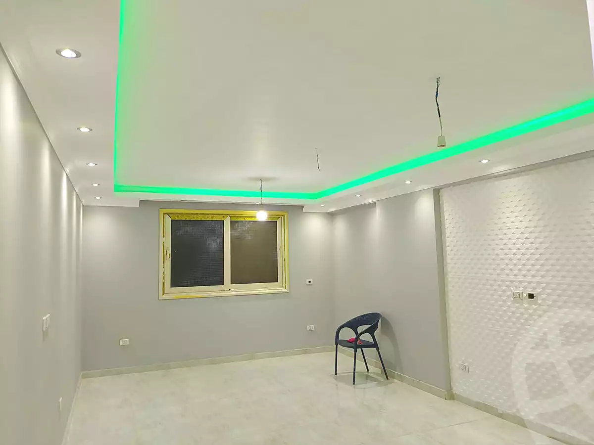 https://aqarmap.com.eg/ar/listing/7294130-for-sale-cairo-el-haram-el-lebeny-soltan-khattab-st