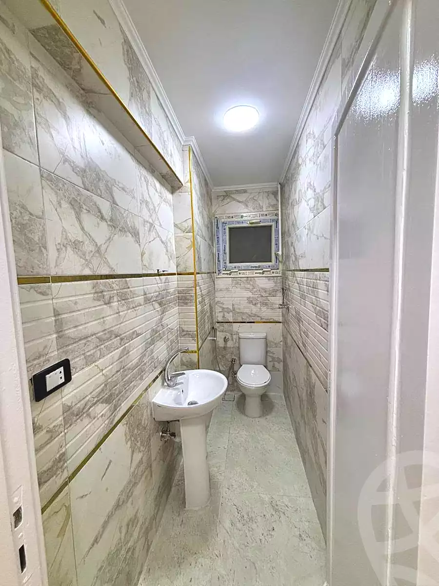 https://aqarmap.com.eg/ar/listing/7294150-for-sale-alexandria-sydy-bshr-sydy-bshr-bhry-shr-mhmwd-l-yswy