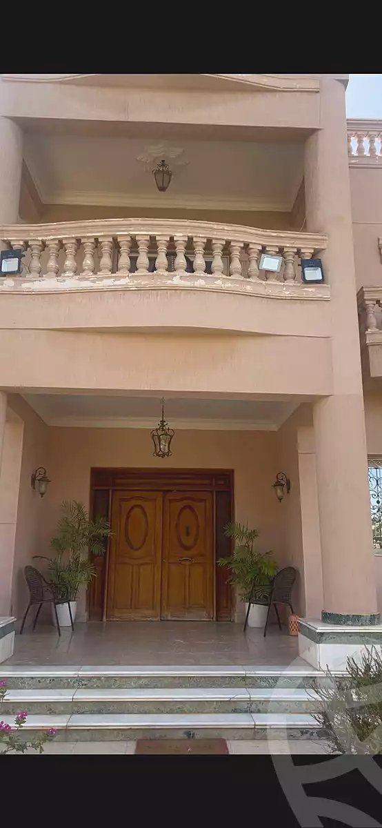 https://aqarmap.com.eg/ar/listing/7294378-for-sale-cairo-new-cairo-compounds-diplomats-compound