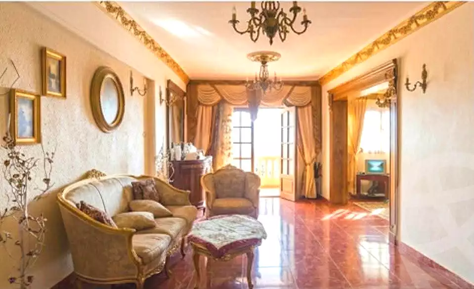 https://aqarmap.com.eg/en/listing/7294460-for-sale-alexandria-ibrahimia