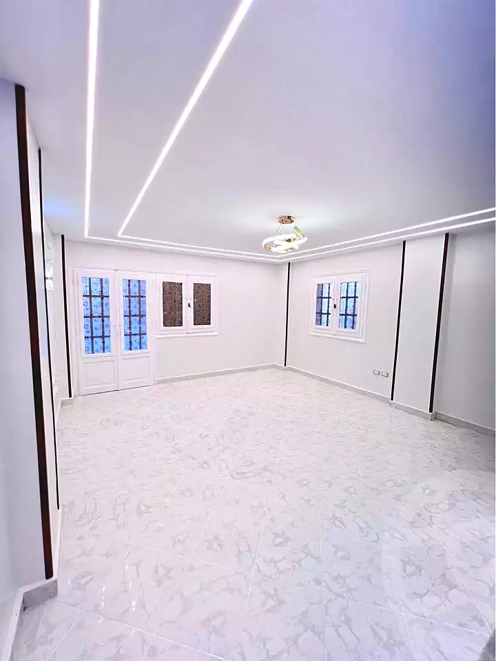 https://aqarmap.com.eg/ar/listing/7294899-for-sale-alexandria-al-agamy-shataa-el-nakheel
