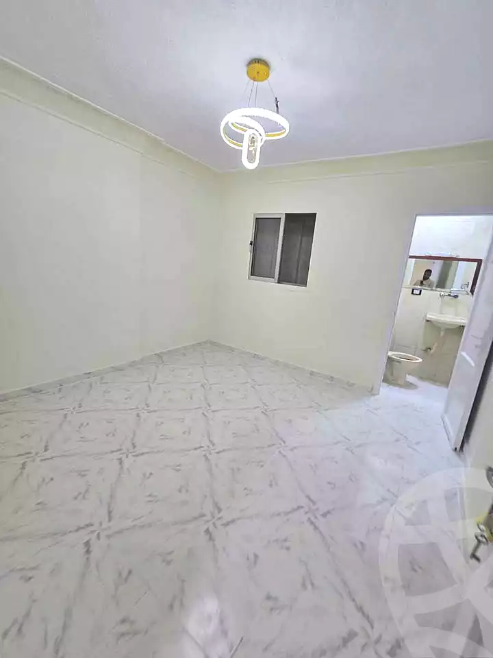 https://aqarmap.com.eg/ar/listing/7295044-for-sale-alexandria-al-agamy-shataa-el-nakheel