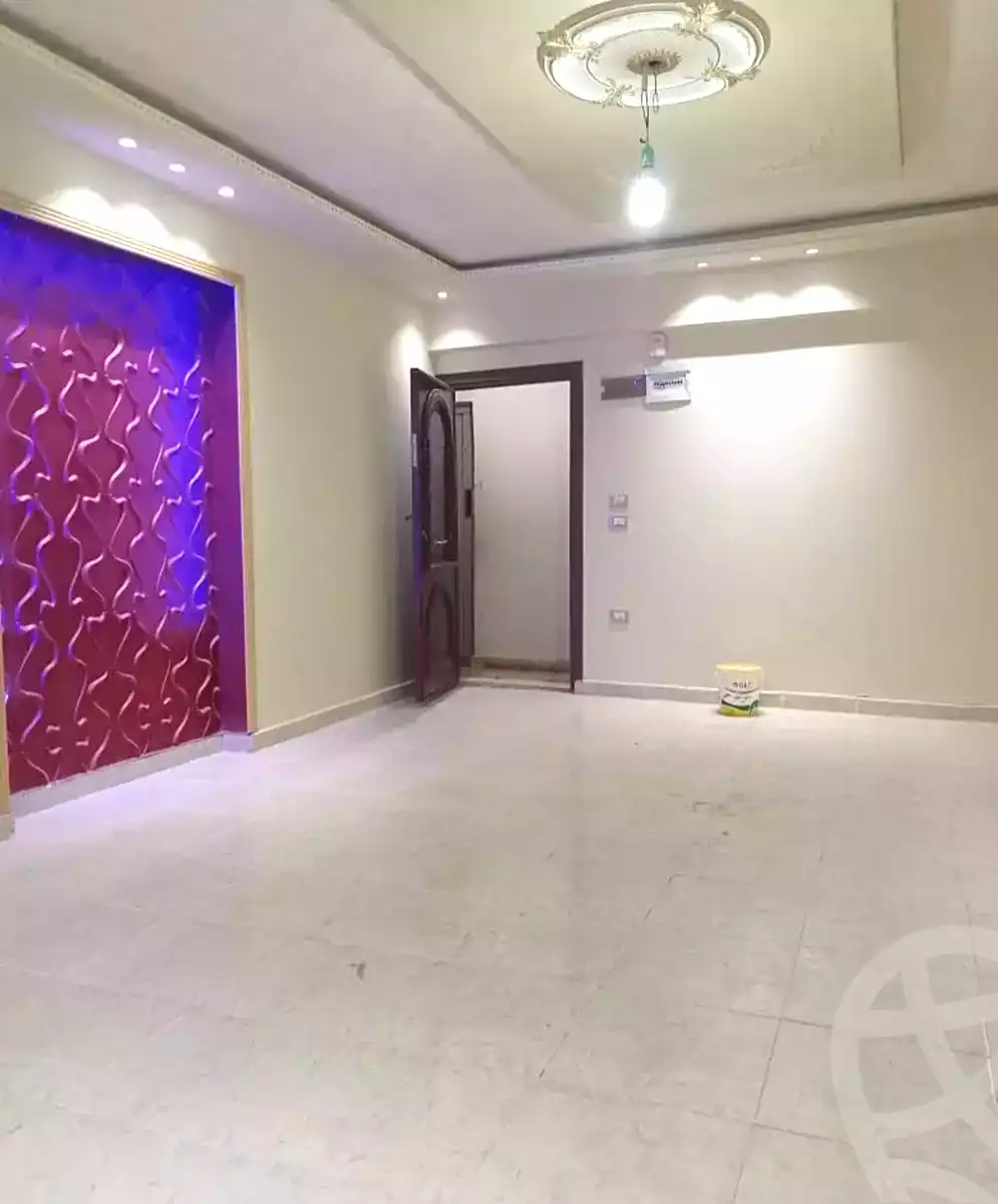 https://aqarmap.com.eg/ar/listing/7295550-for-sale-alexandria-miami-shr-jml-bd-lnsr