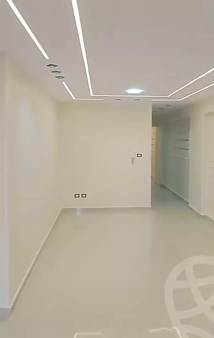 https://aqarmap.com.eg/ar/listing/7295860-for-sale-alexandria-sydy-bshr-sydy-bshr-bhry-amr-el-nogomy-st