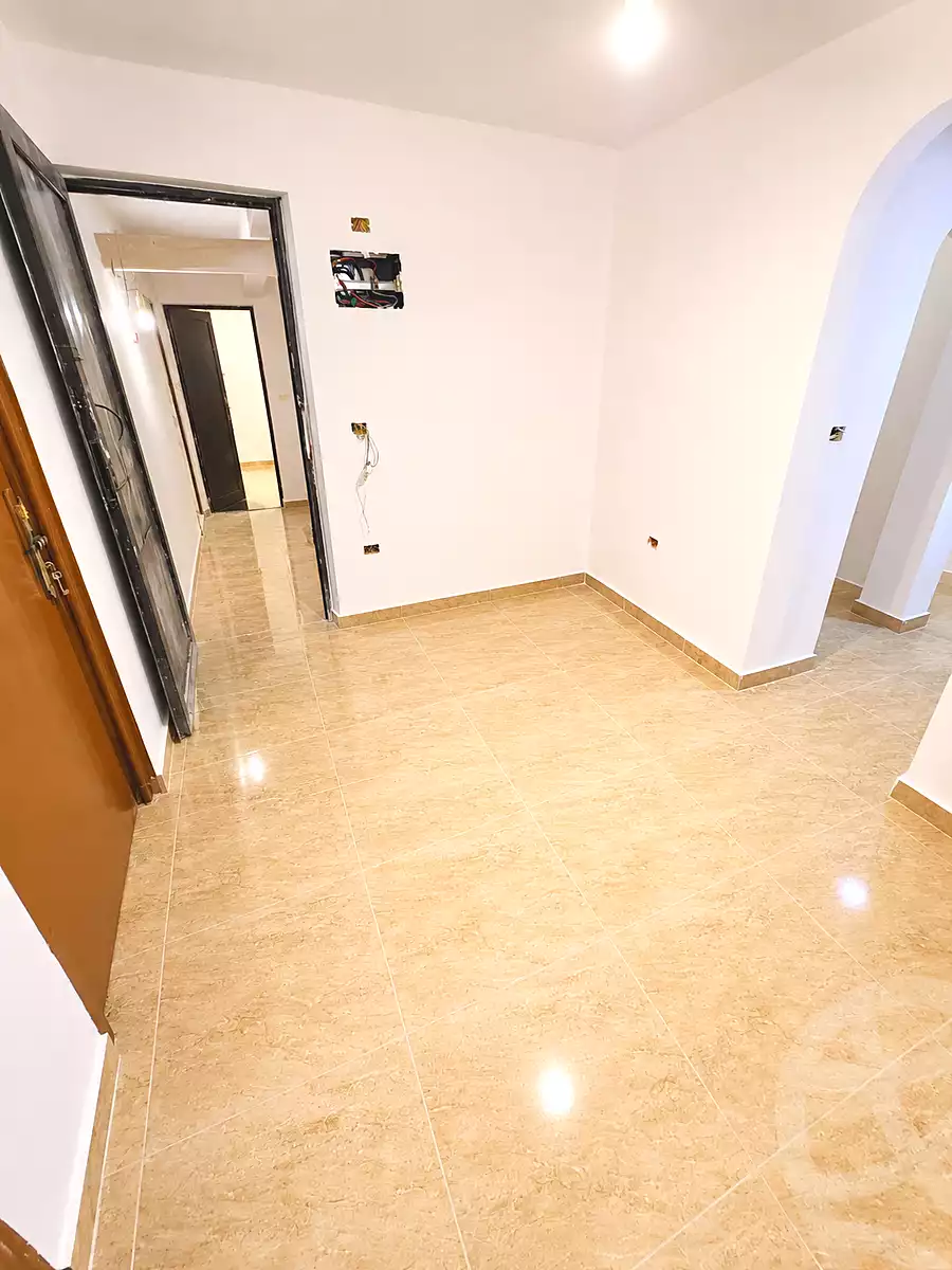 https://aqarmap.com.eg/en/listing/7295859-for-sale-cairo-shoubra-el-sahel-shobra-st