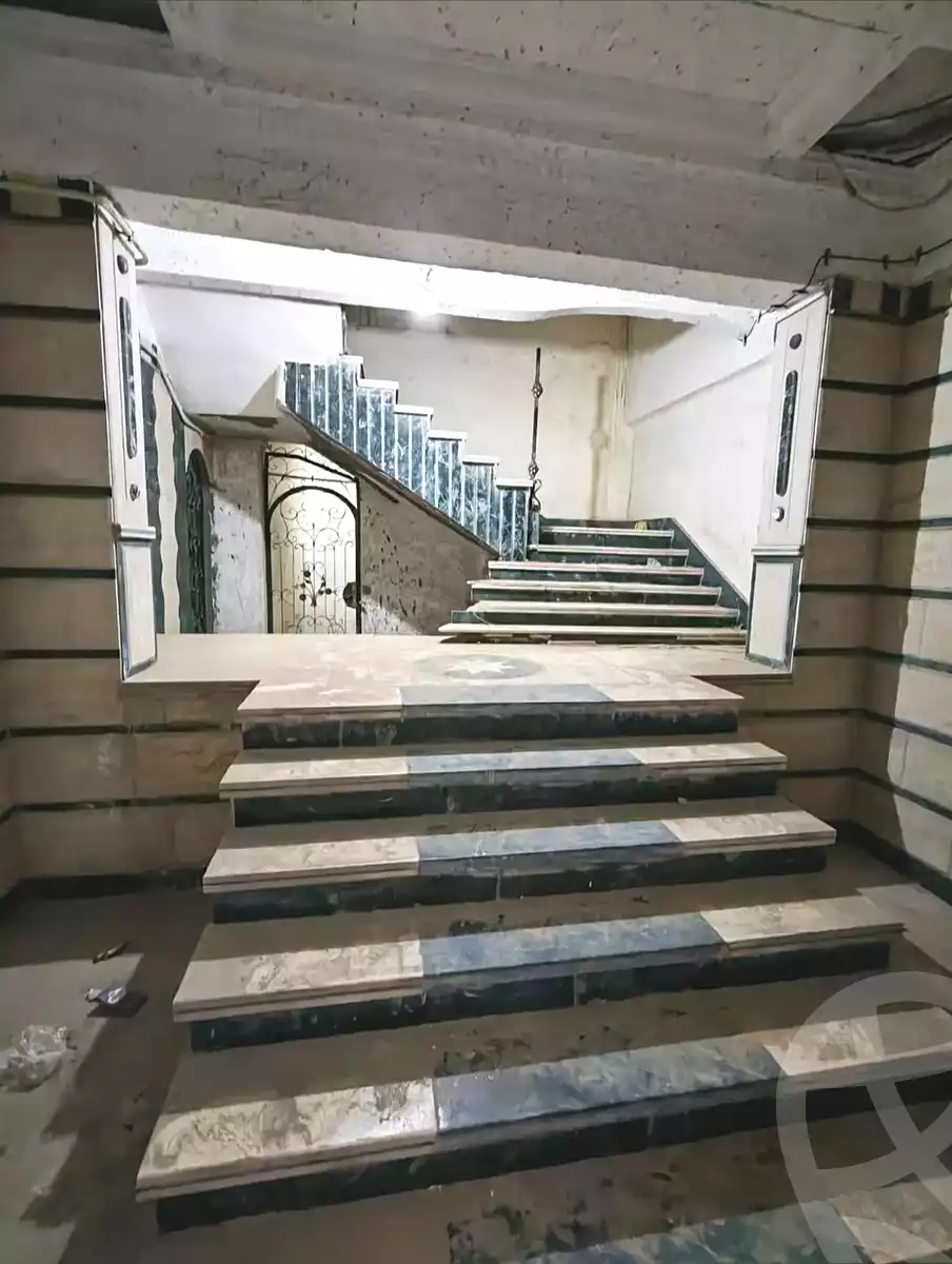 https://aqarmap.com.eg/ar/listing/7295932-for-sale-alexandria-al-agamy-el-hanouvel-el-salam-st